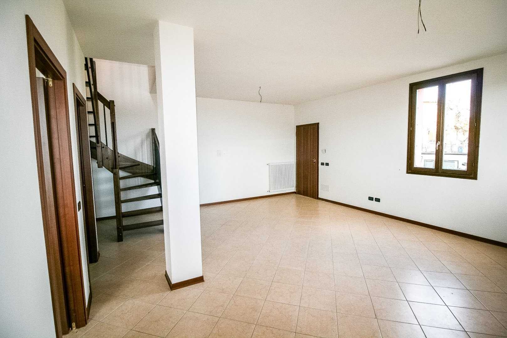 公寓 在 Riccione, Viale Dante 10185190