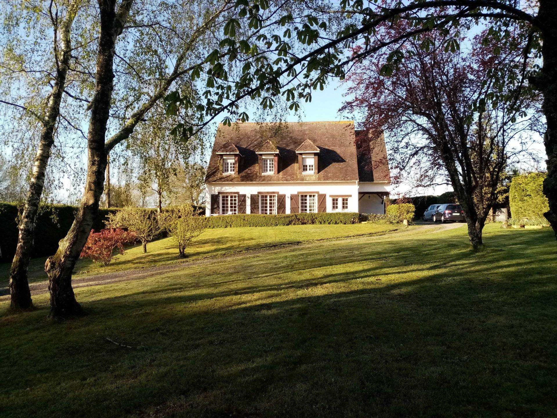Hus i Bressuire, Nouvelle-Aquitaine 10190937