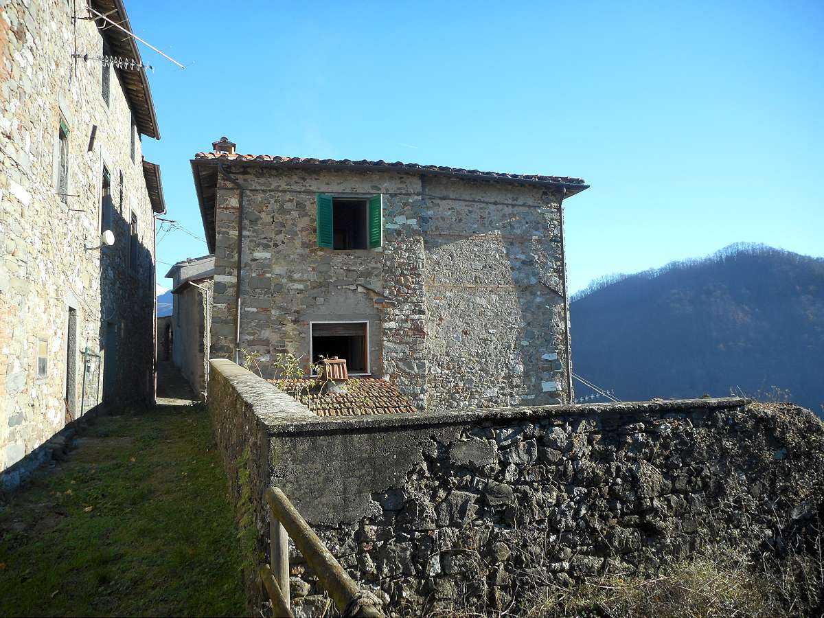Dom w Coreglia Antelminelli, Tuscany 10191011