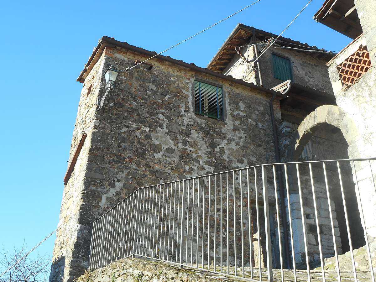 casa en Coreglia Antelminelli, Tuscany 10191011