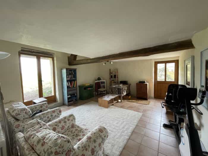 жилой дом в Miélan, Occitanie 10191225