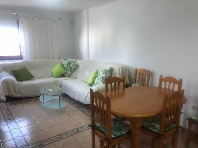Condominium in San Isidro, Canarias 10191256