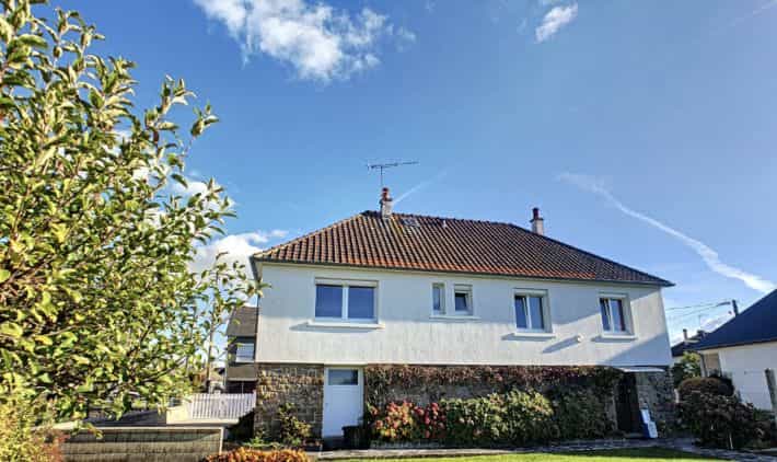 σπίτι σε Montjoie-Saint-Martin, Νορμανδία 10191259