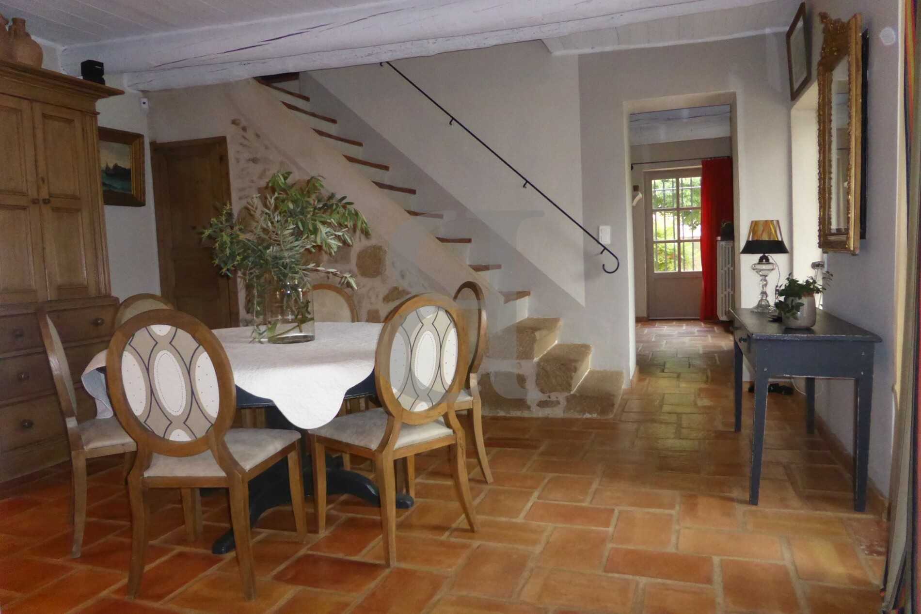 Dom w Aubignan, Provence-Alpes-Côte d'Azur 10191395
