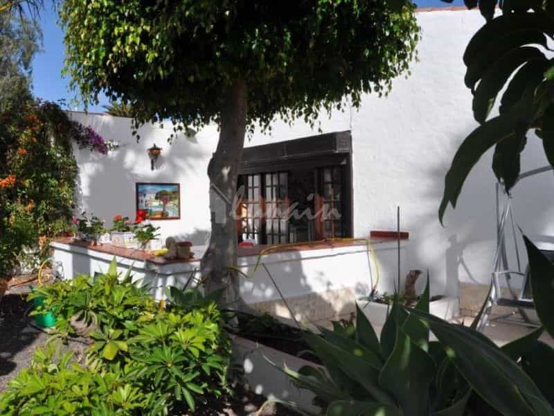 House in El Abrigo, Canary Islands 10191399