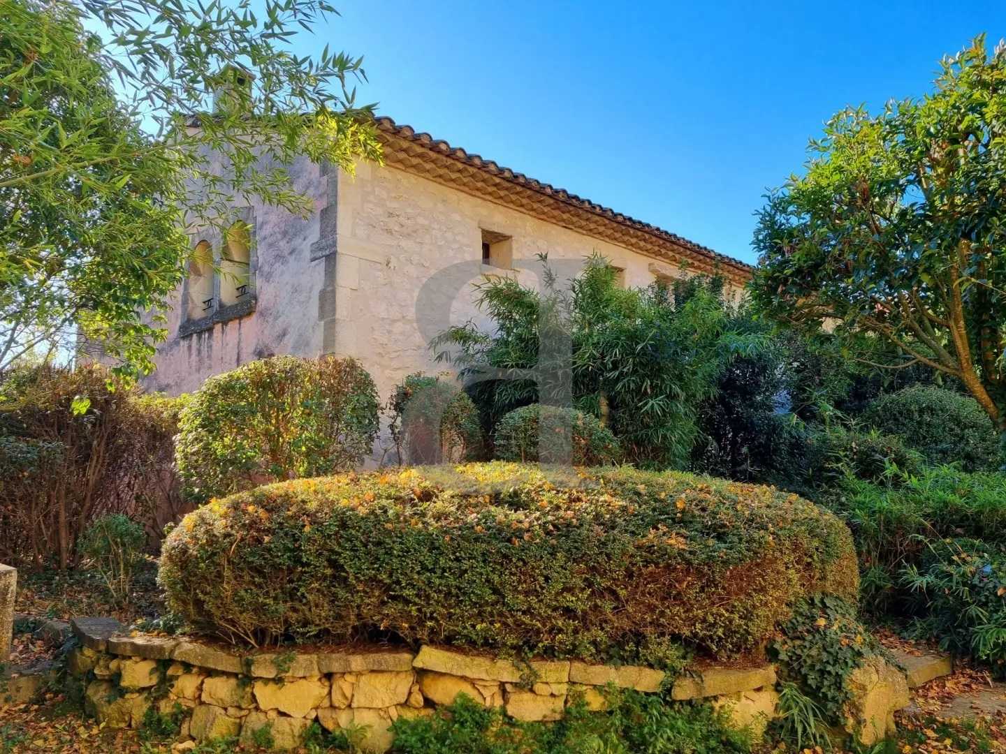 Casa nel Saint-Remy-de-Provence, Provenza-Alpi-Costa Azzurra 10191405