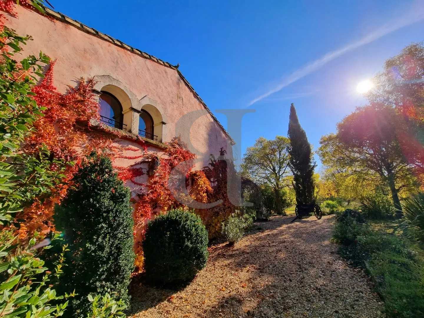 Casa nel Saint-Remy-de-Provence, Provenza-Alpi-Costa Azzurra 10191405