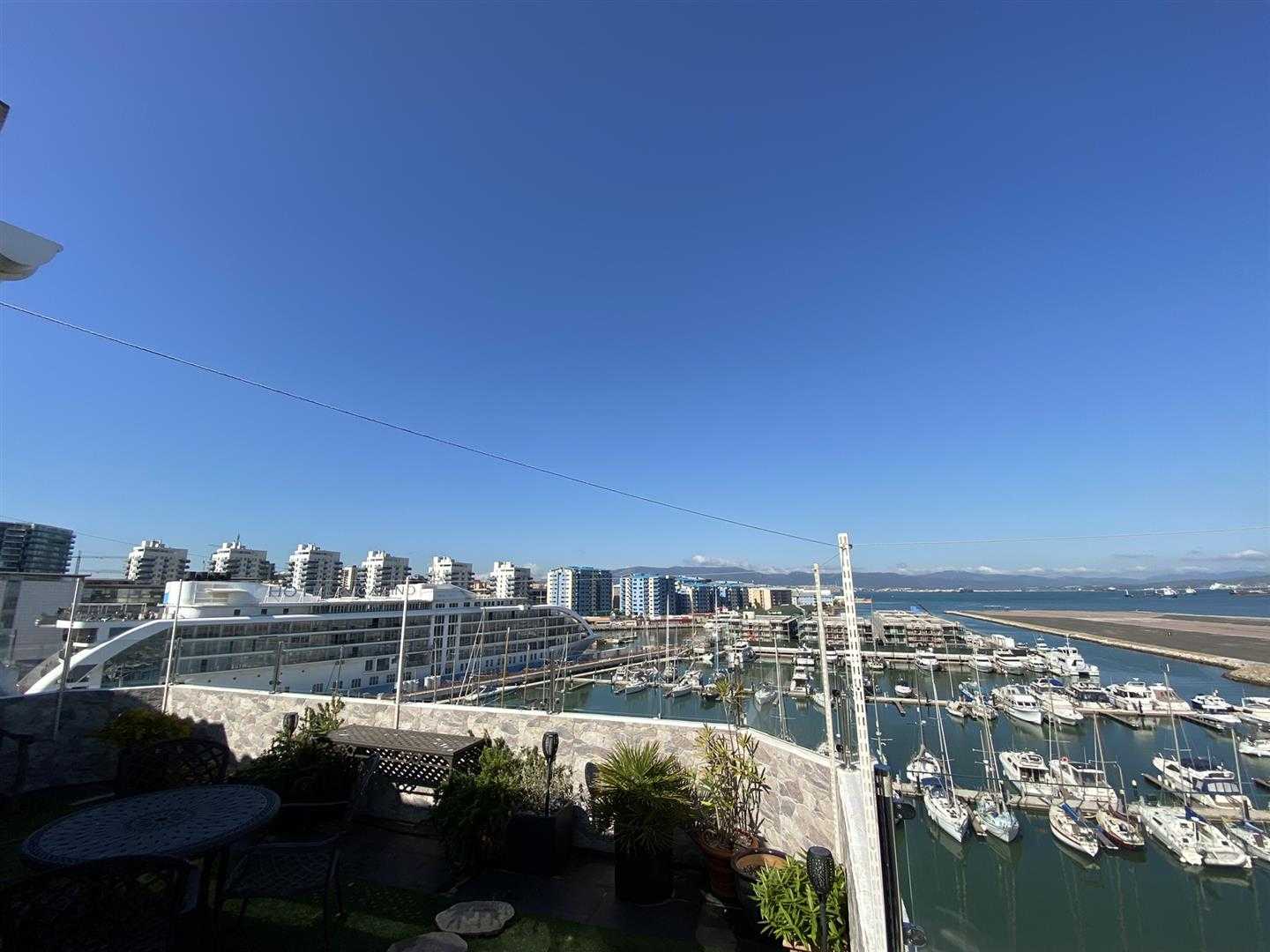 Condominium in Gibraltar,  10191459