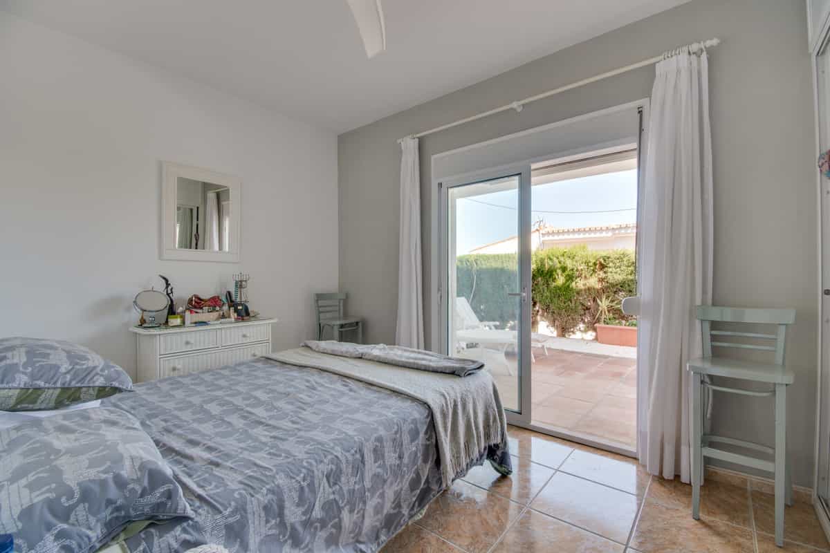公寓 在 Manilva, Andalucía 10192122