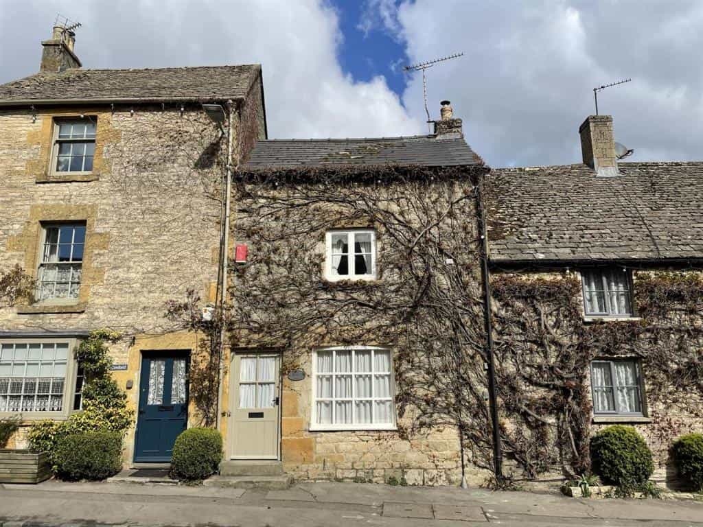 House in Stow on the Wold, Gloucestershire 10192597
