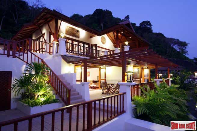 Talo sisään Ban Dong Kham, Phuket 10192601