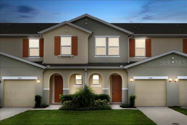 House in Lake Buena Vista, Florida 10192753