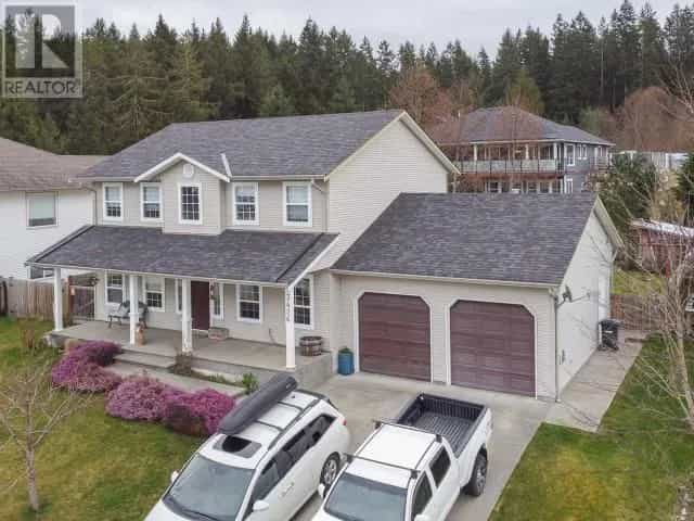 Talo sisään Powell River, British Columbia 10192783