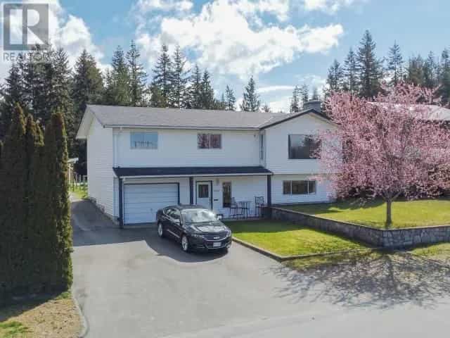 rumah dalam Sungai Powell, British Columbia 10192786
