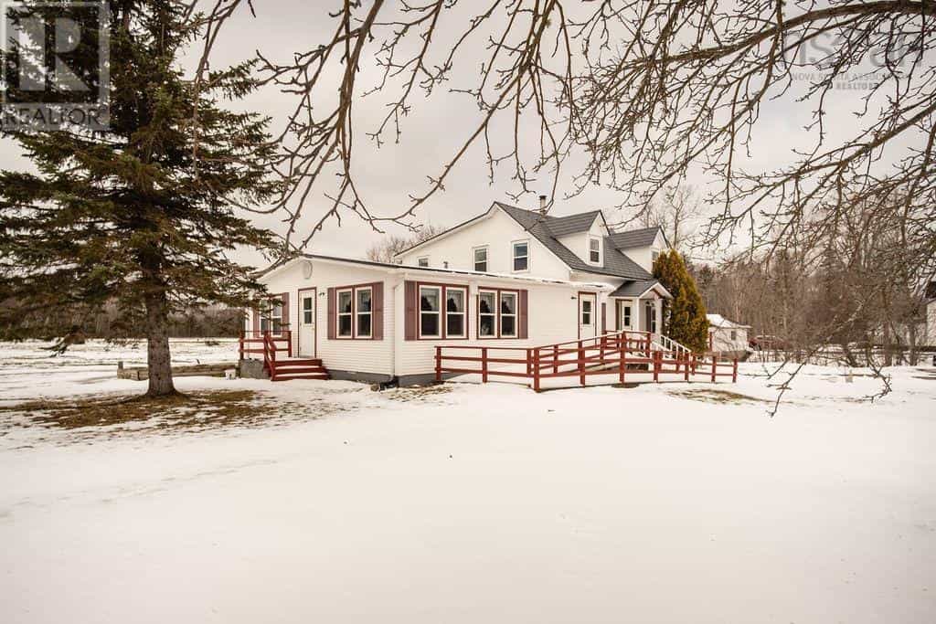 House in Inverness, Nova Scotia 10192969