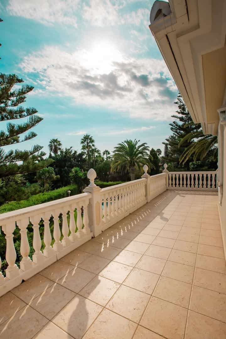 rumah dalam Marbella, Andalusia 10193500