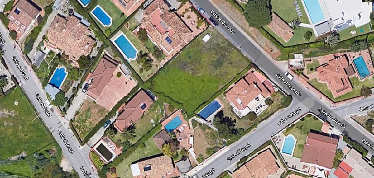 Land in Marbella, Andalusia 10193593