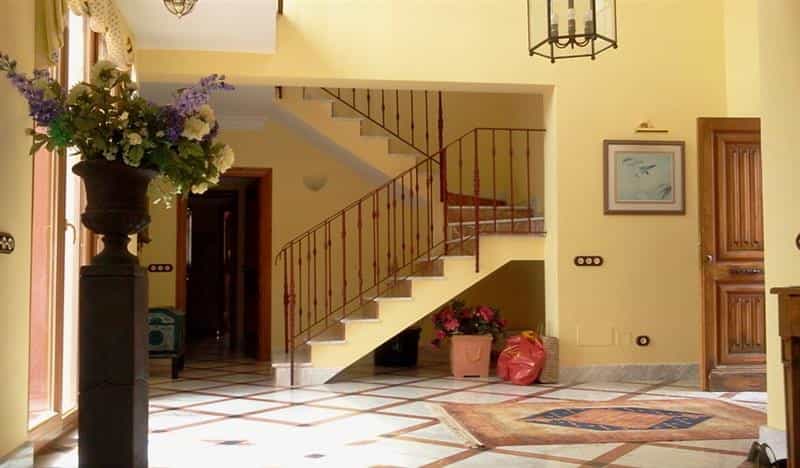 بيت في Marbella, Andalucía 10193668