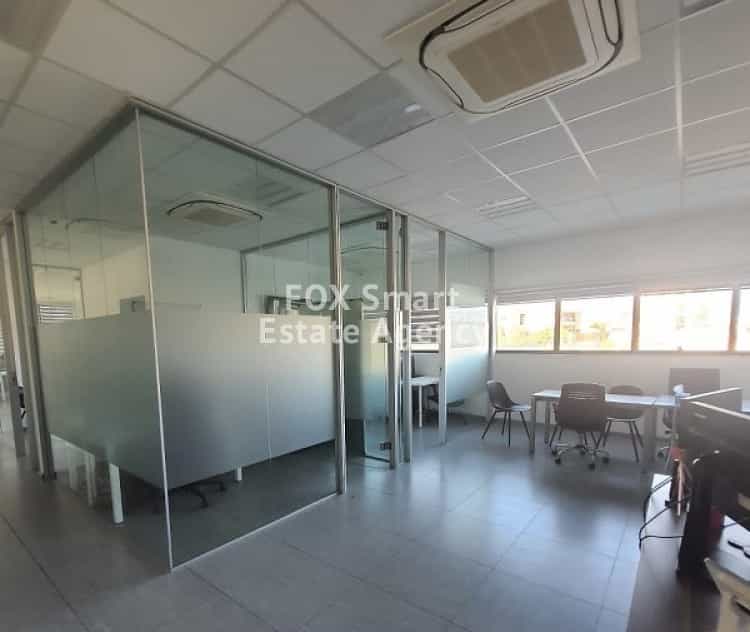 Γραφείο σε Strovolos, Nicosia 10193683