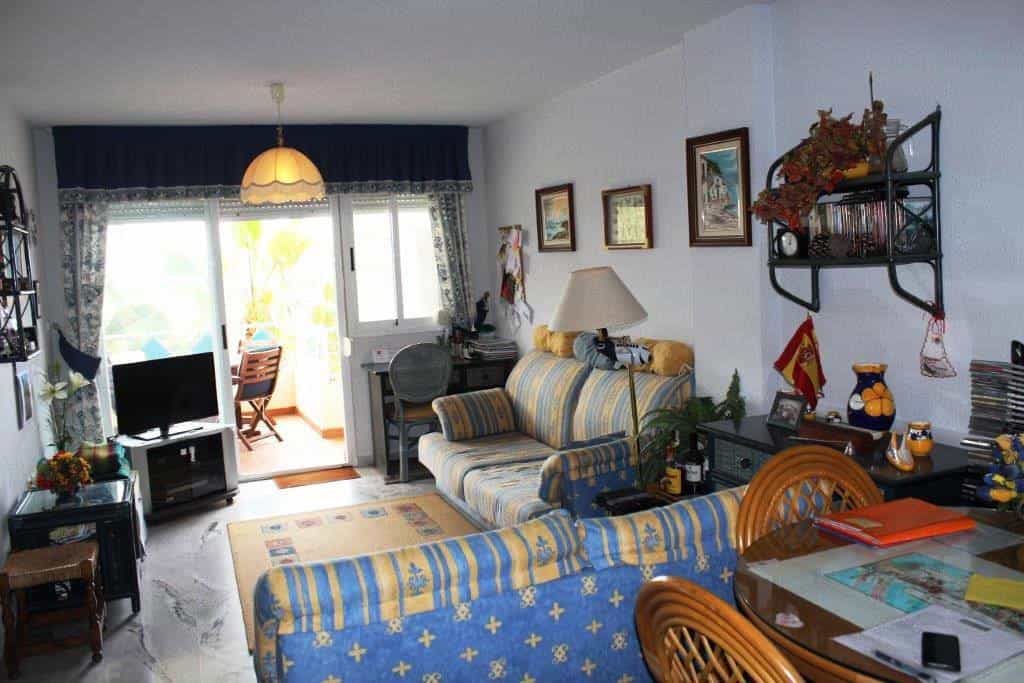 Condominium in Las Rosas, Canary Islands 10193863