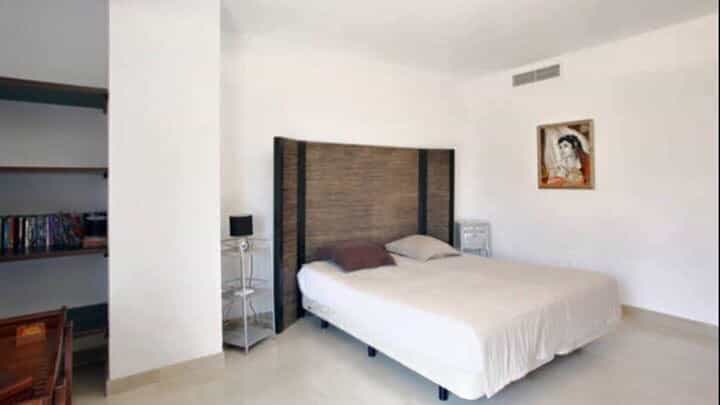 Condominium in Marbella, Andalucía 10194126