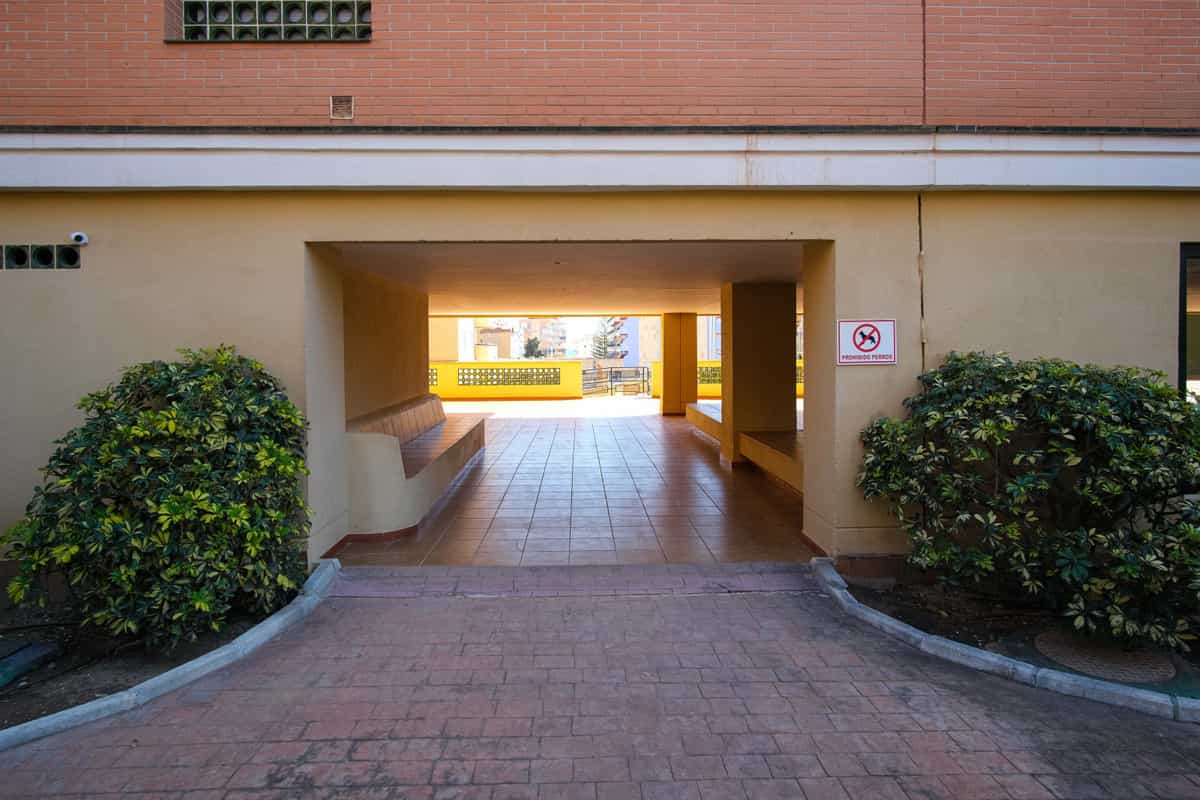 Condominium in Fuengirola, Andalucía 10194181