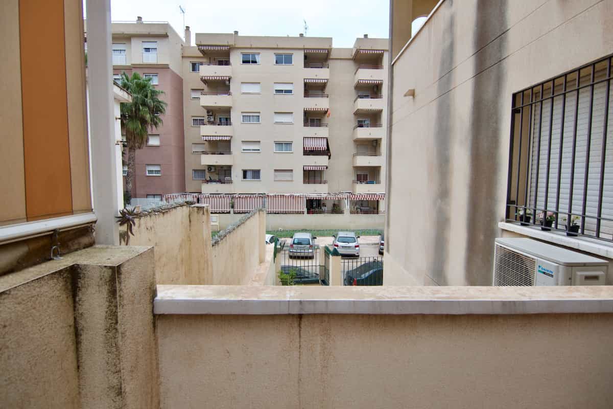 Condominium in Torremolinos, Andalusië 10194215