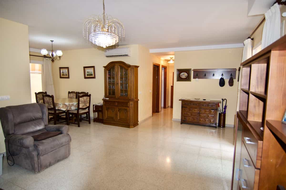 Condominium in Torremolinos, Andalusië 10194215