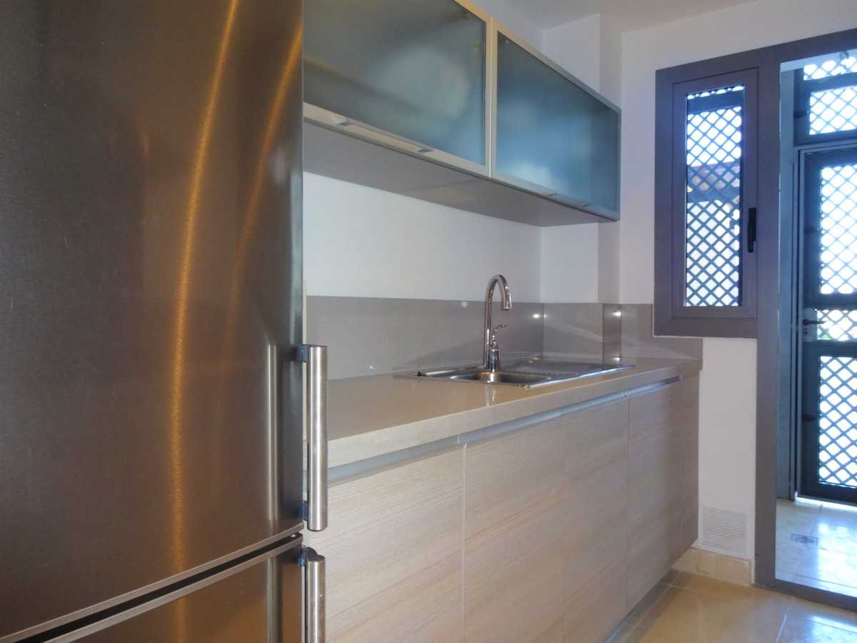 Condominium in Benahavís, Andalucía 10194451