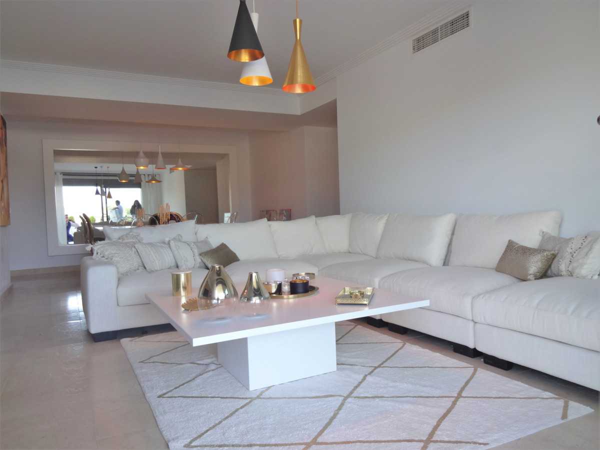 公寓 在 Benahavís, Andalucía 10194451
