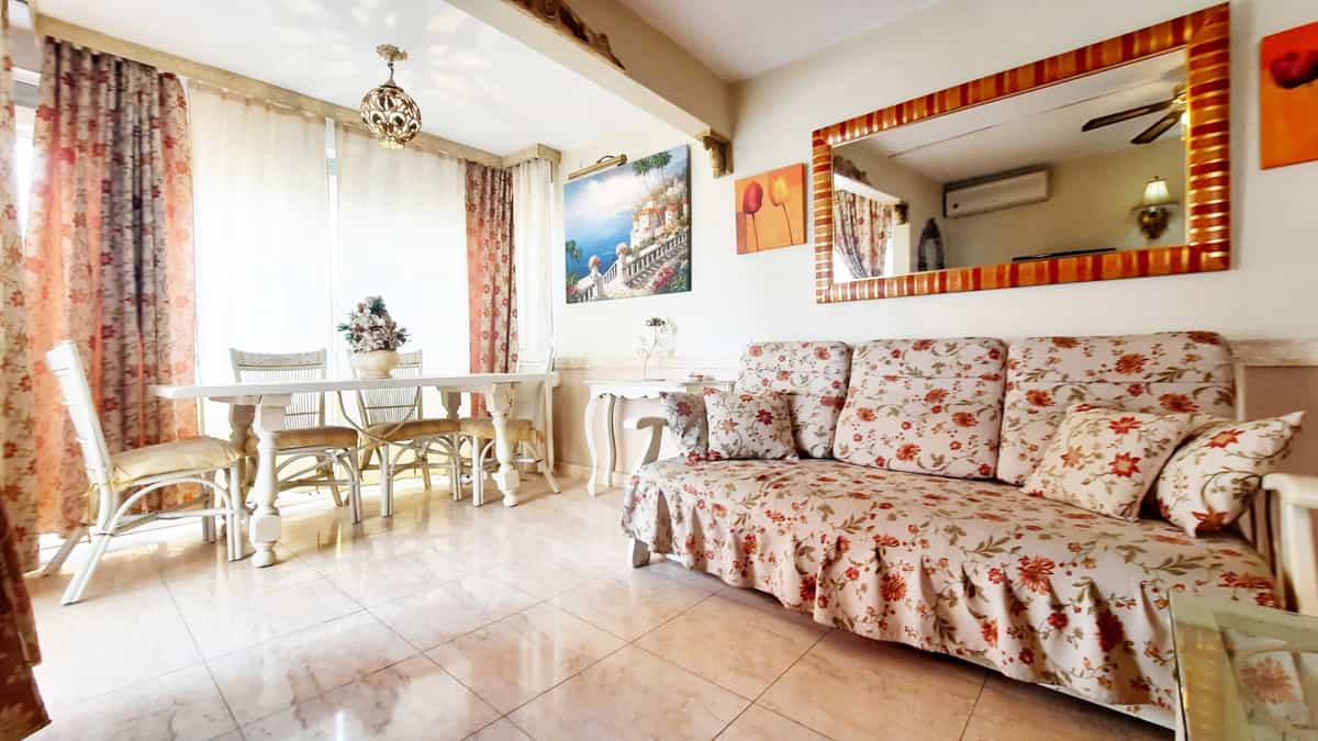 公寓 在 Fuengirola, Andalucía 10194482