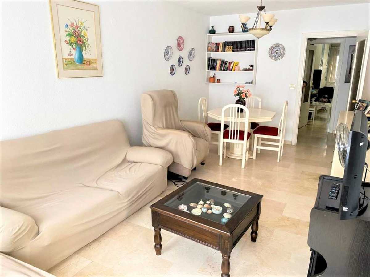 Condominium in Fuengirola, Andalucía 10194492
