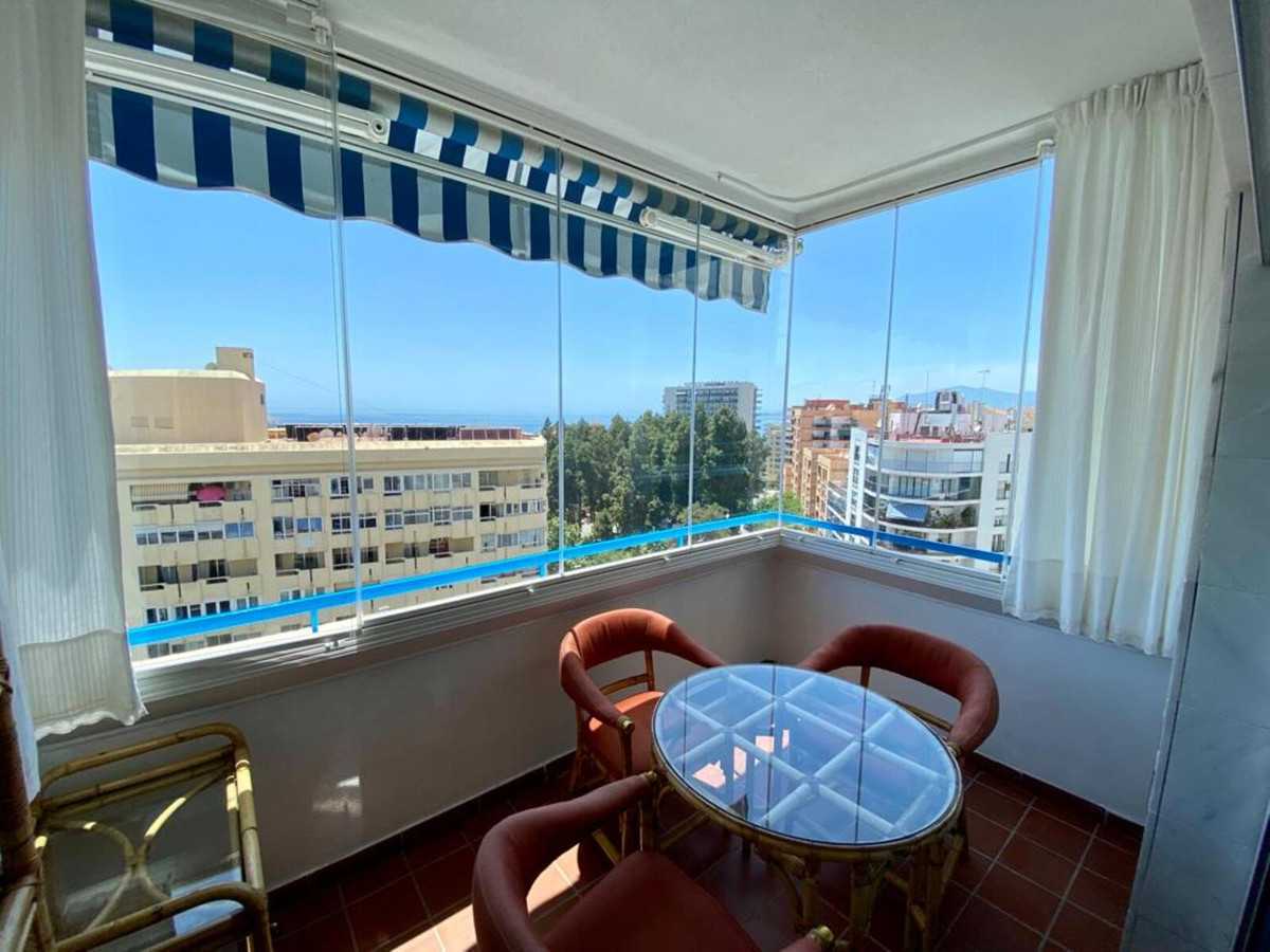 Condominium in Marbella, Andalusia 10194578