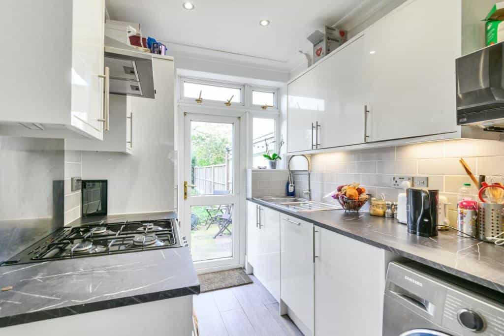 House in Elmers End, Bromley 10194799