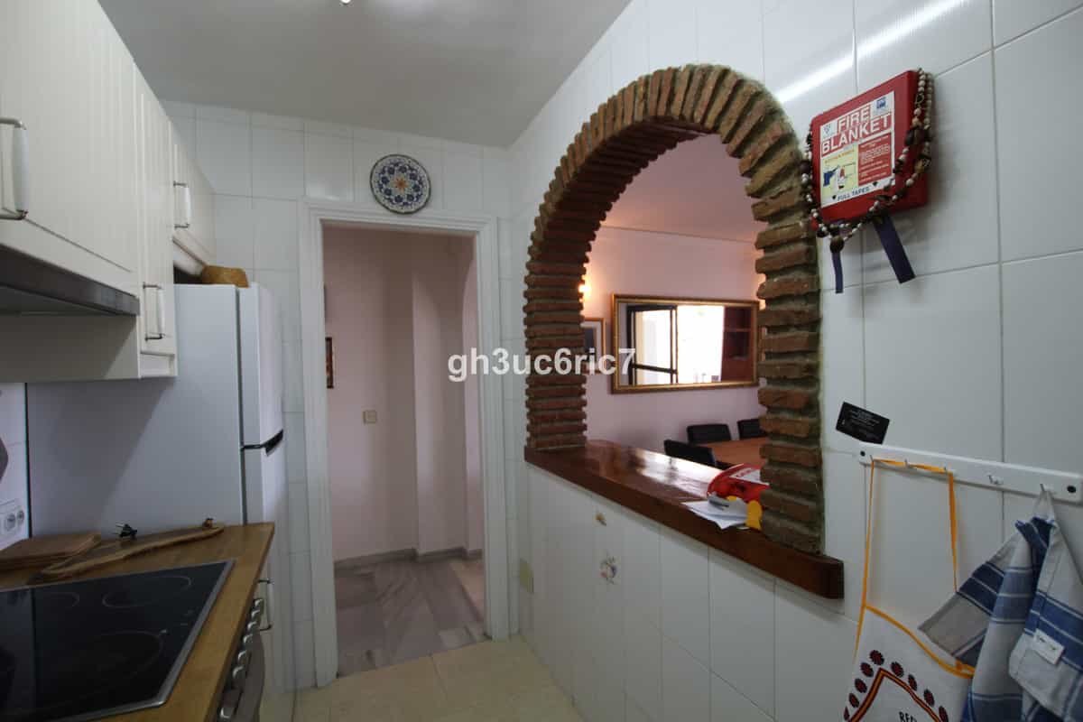 Квартира в Sitio de Calahonda, Andalusia 10195646