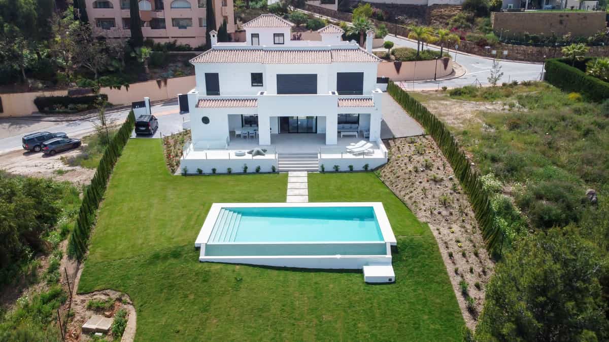 rumah dalam Marbella, Andalucía 10195691
