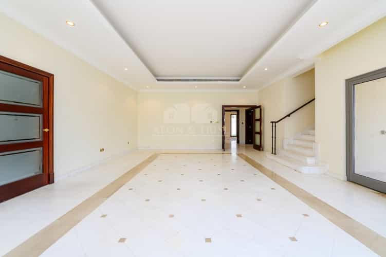 House in Dubai, Dubai 10195842