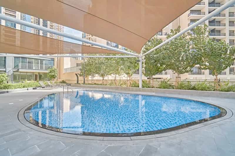Condominium in Dubai, Dubayy 10195978