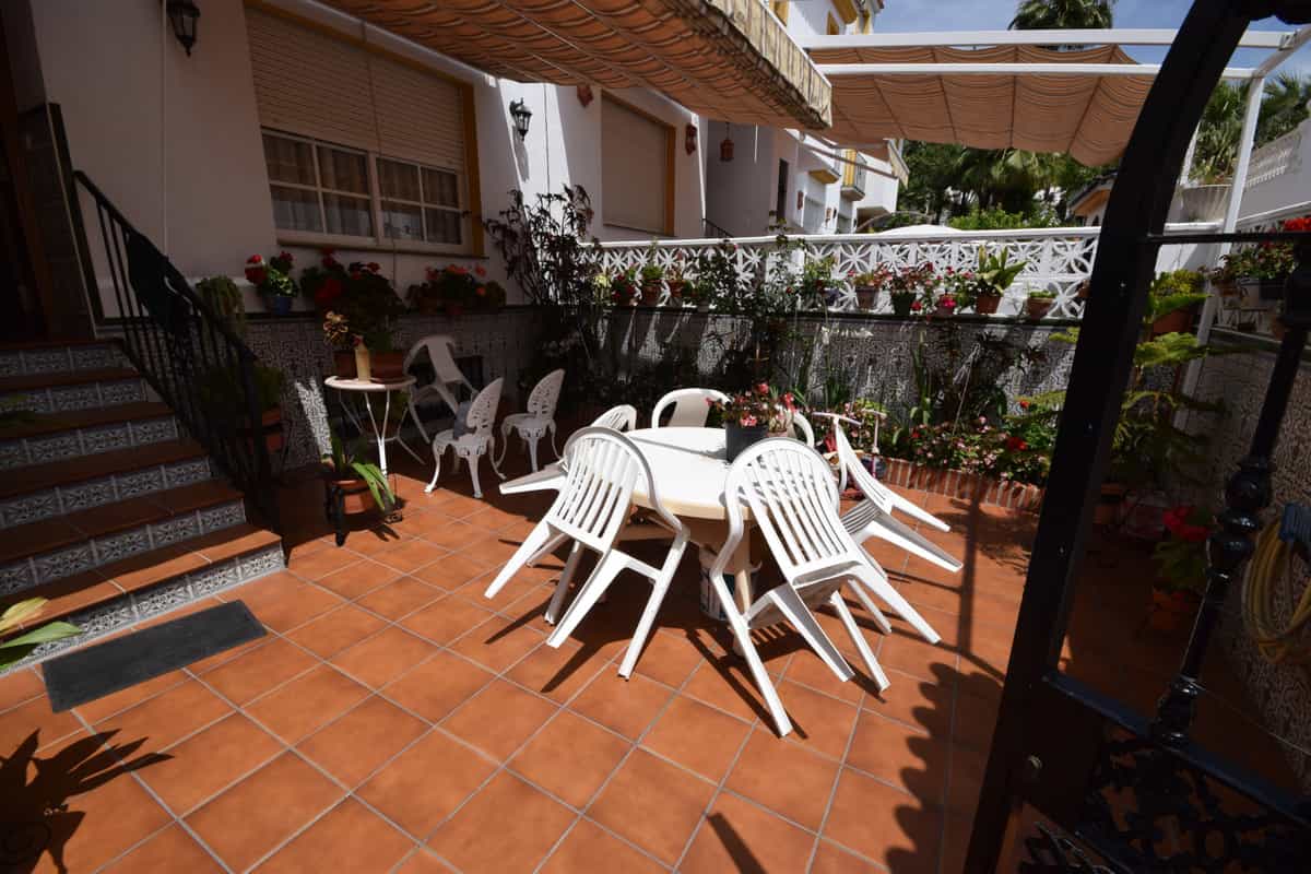 房子 在 Marbella, Andalusia 10196078