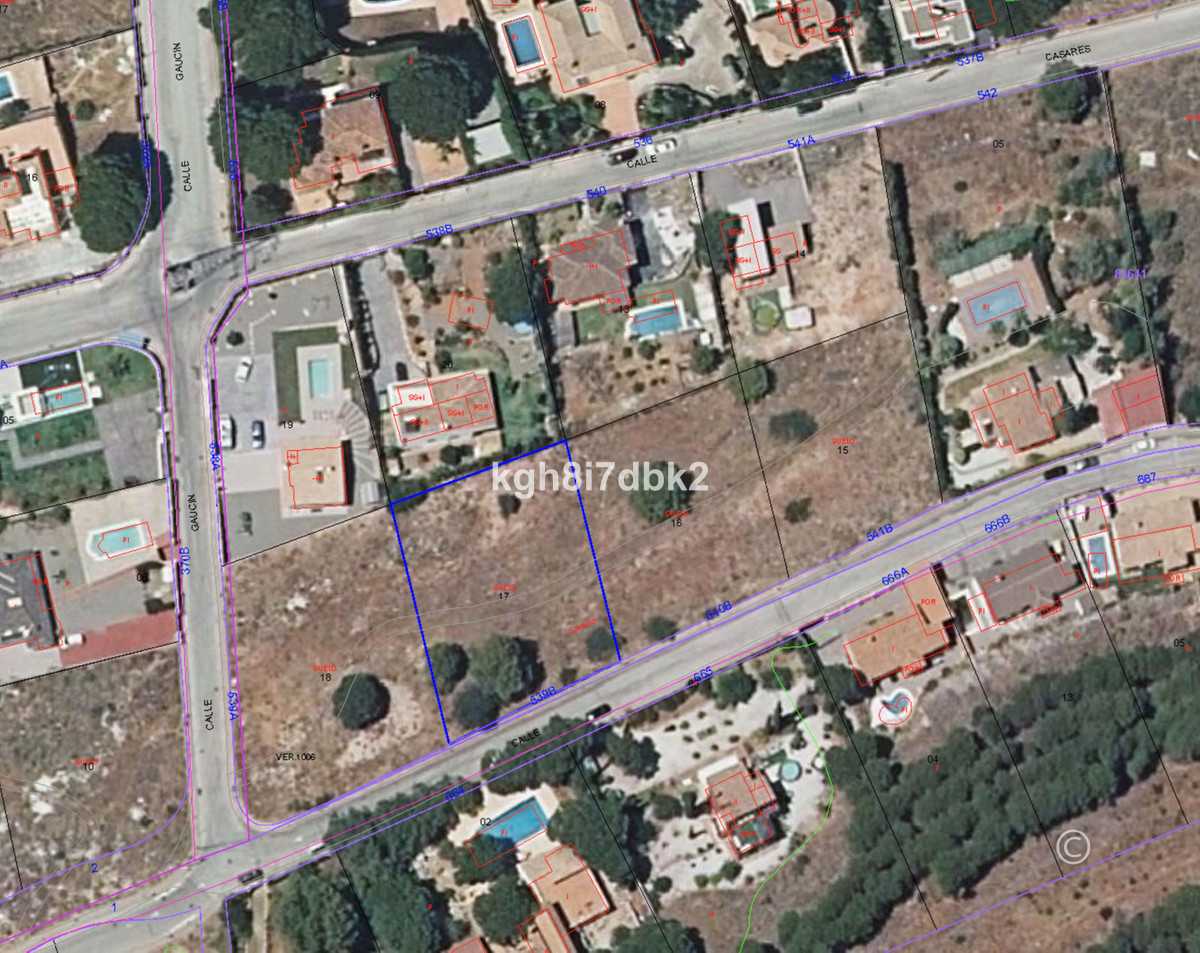 土地 在 Alhaurín de la Torre, Andalucía 10196383