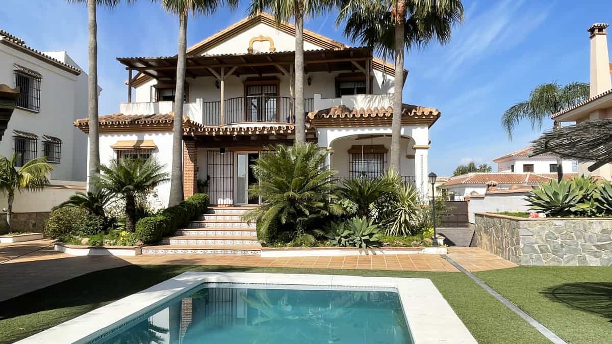 Будинок в Альхаурін-ель-Гранде, Андалусія 10196399