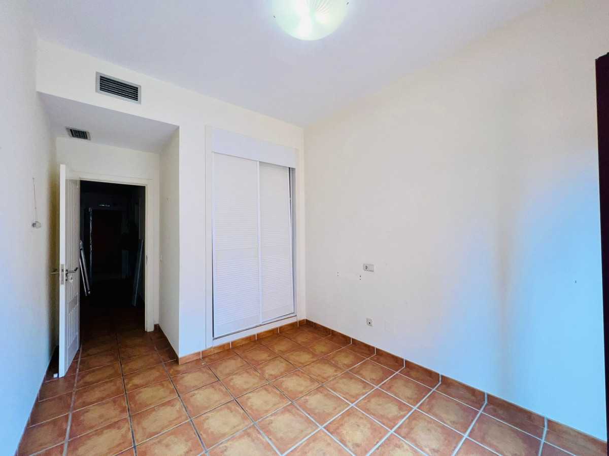 Condominium in San Pedro de Alcantara, Andalusia 10196447