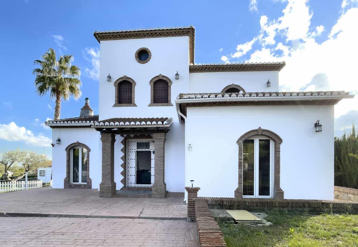 房子 在 Alhaurín el Grande, Andalucía 10196490