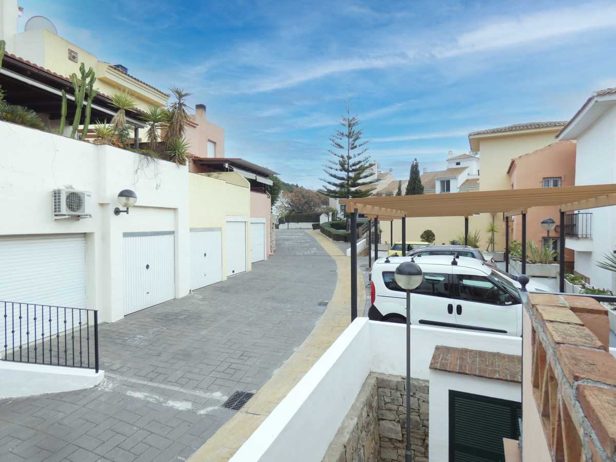 Rumah di Alhaurín el Grande, Andalusia 10196546