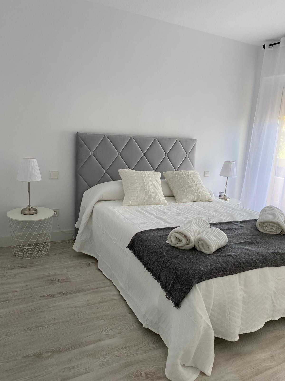 Condominium in Marbella, Andalusia 10196647