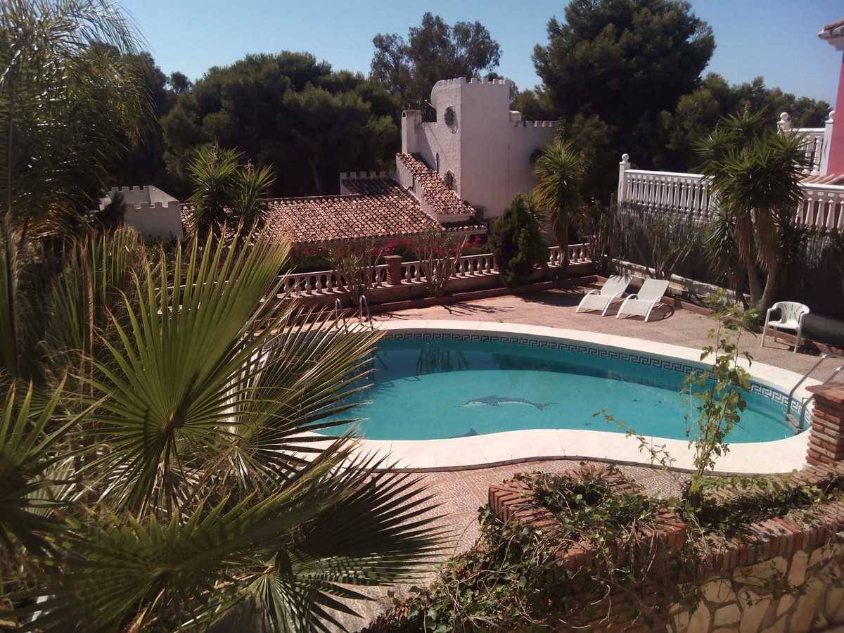 Talo sisään La Cala de Mijas, Andalusia 10196809