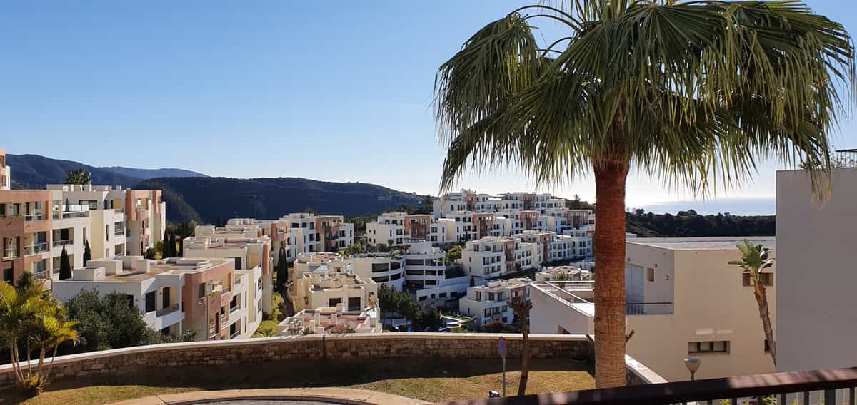 Eigentumswohnung im Marbella, Andalusia 10196858