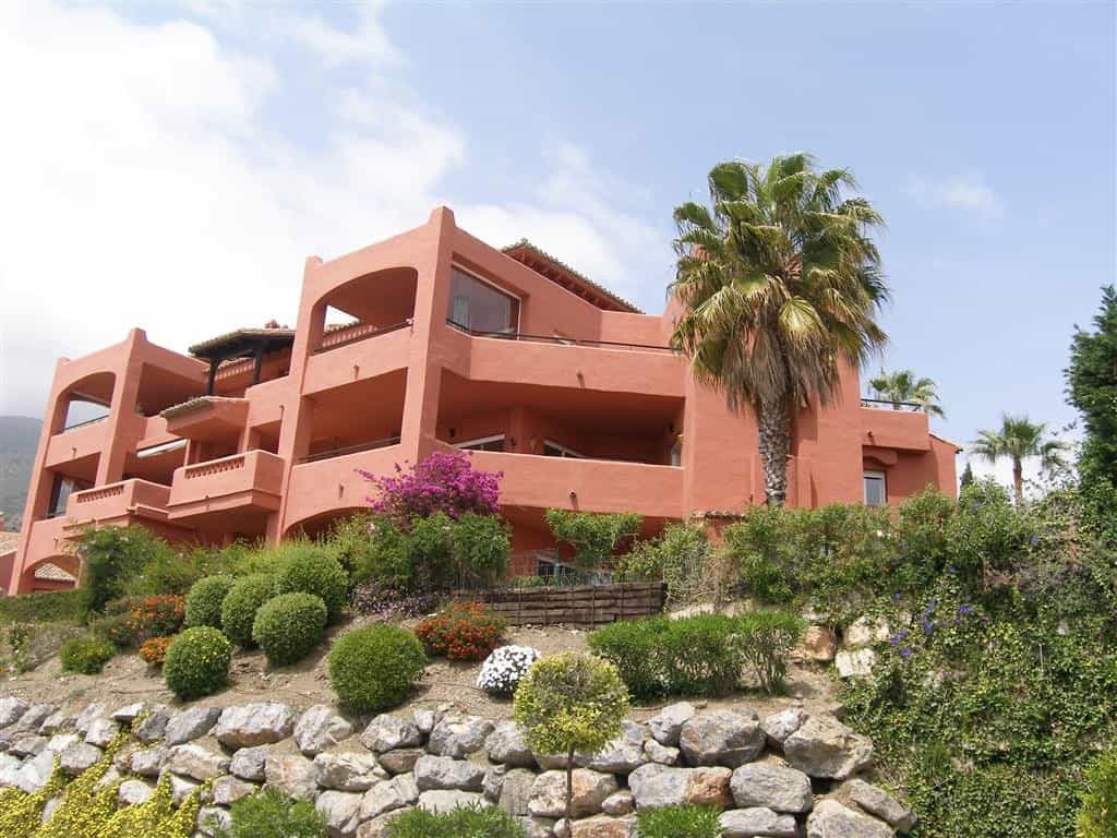 Condominio nel Arroyo de la Miel, Andalusia 10197203