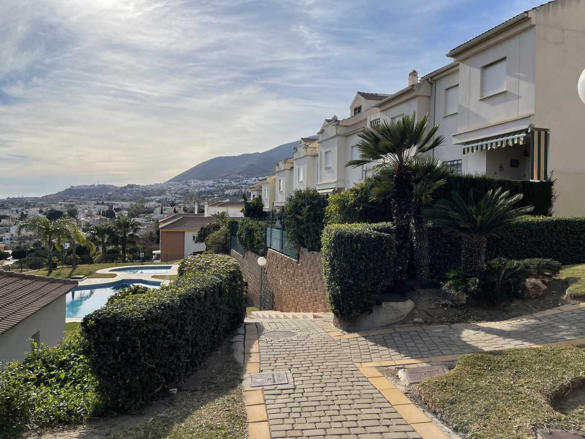 Condominium in Arroyo de la Miel, Andalusia 10197308
