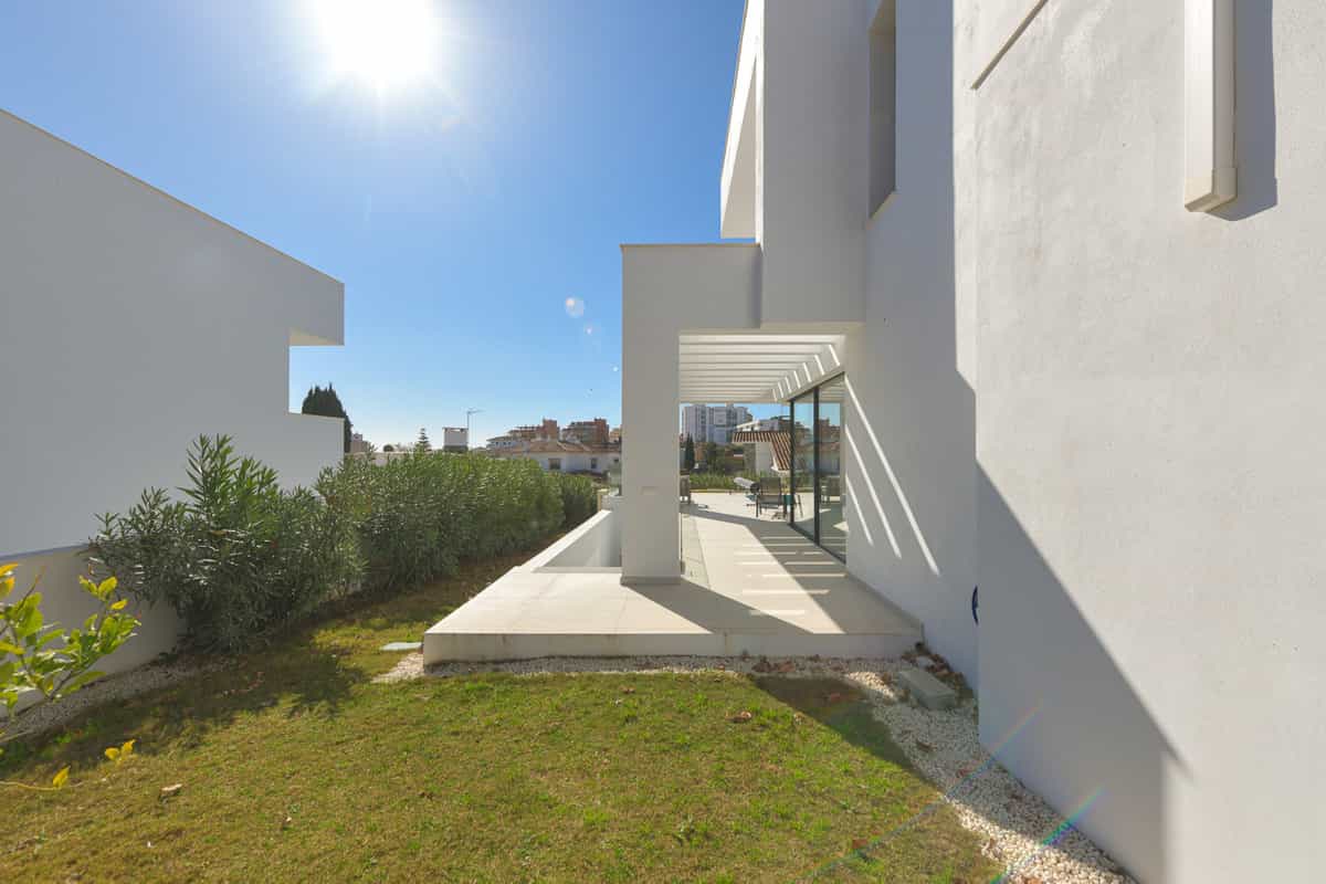 House in Benalmádena, Andalucía 10197569